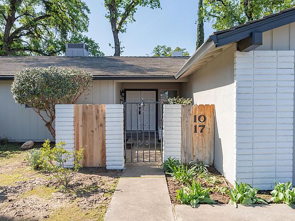 5th image of 1017 W Walnut Avenue