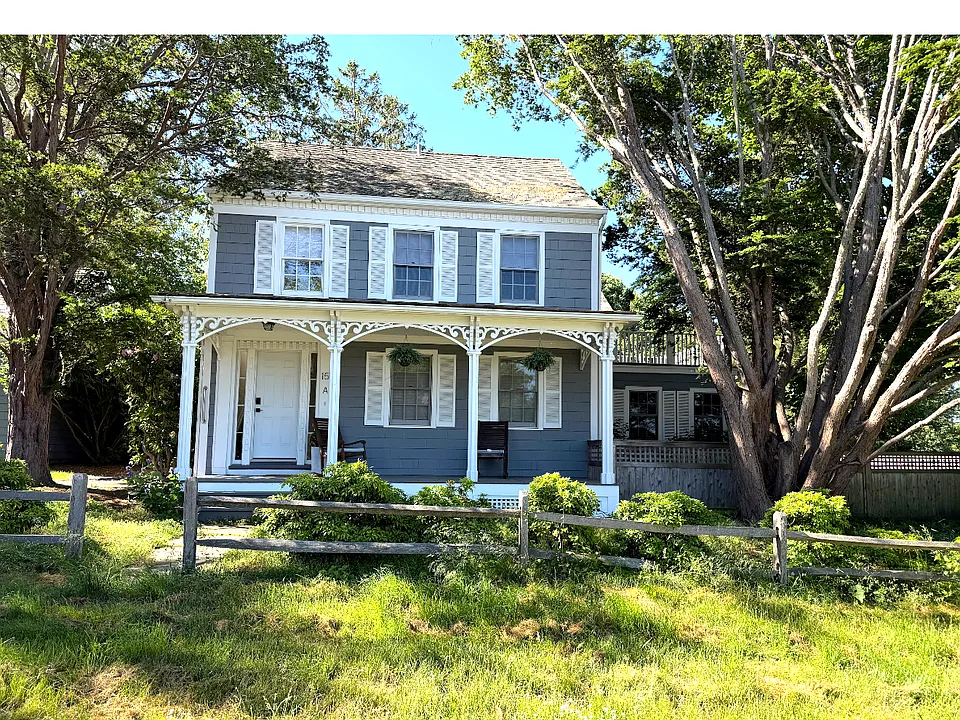 15 Amys Ct