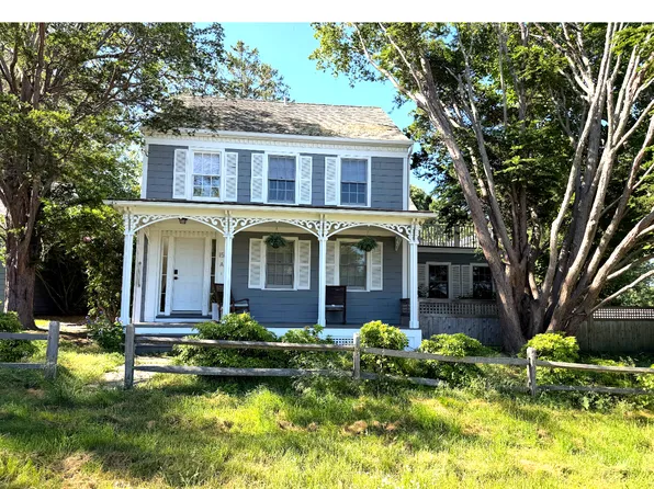 15 Amys Ct, East Hampton, NY 11937