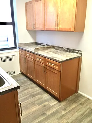 Rented by Chana Ofek, LREB | media 2