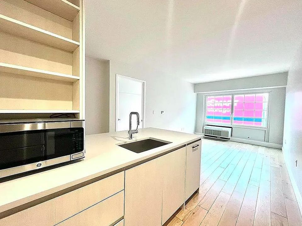 1st image of 555 Waverly Ave APT 8M
