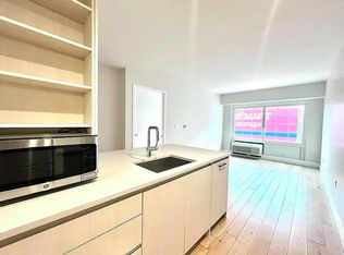 555 Waverly Ave APT 8M, Brooklyn, NY 11238