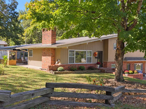 205 N 5th Street, Thayer, MO 65791