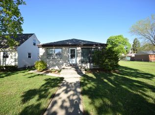 5011 N 69th St, Milwaukee, WI 53218