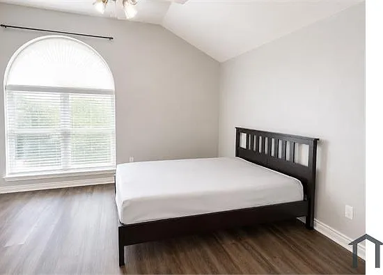 5601 Lawnsberry Dr — Photo 20
