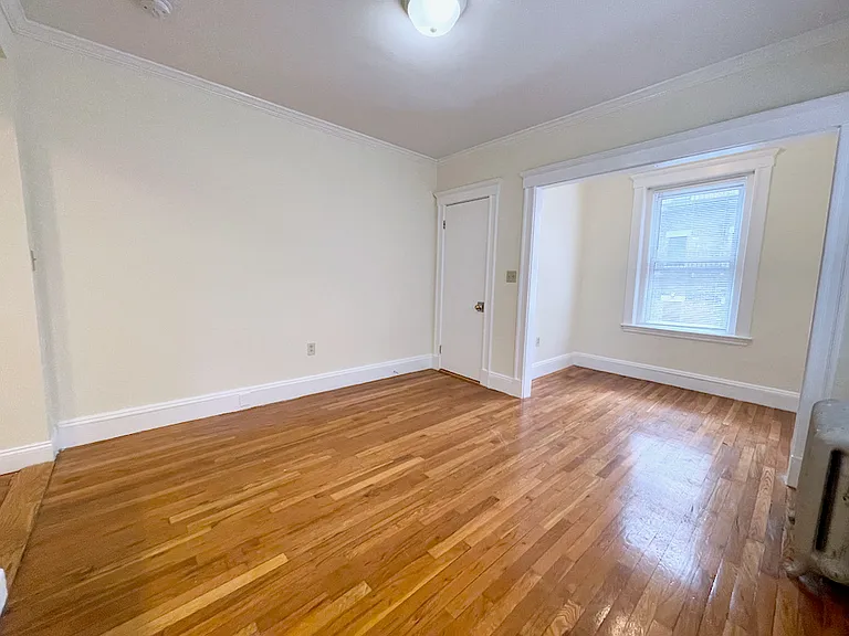 55 Queensberry St #26 — Photo 3