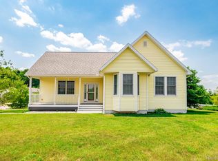 11601 Armstrong Rd, South Rockwood, MI 48179