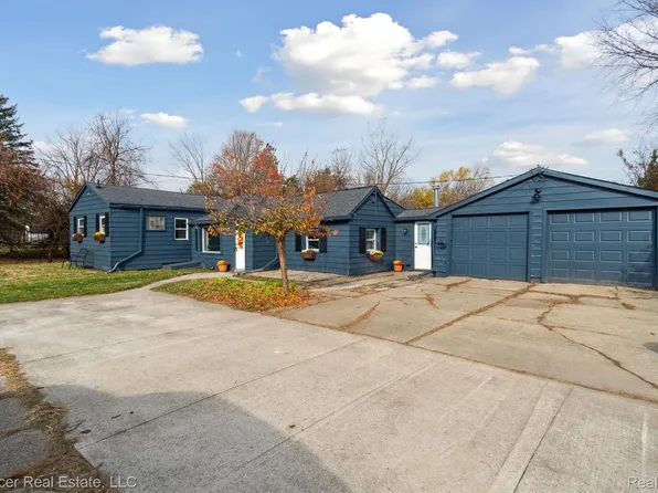 3474 Grand Blanc Rd W, Swartz Creek, MI 48473