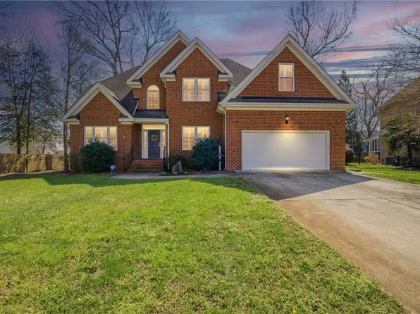 617 Chelsea Ln, Chesapeake, VA 23322