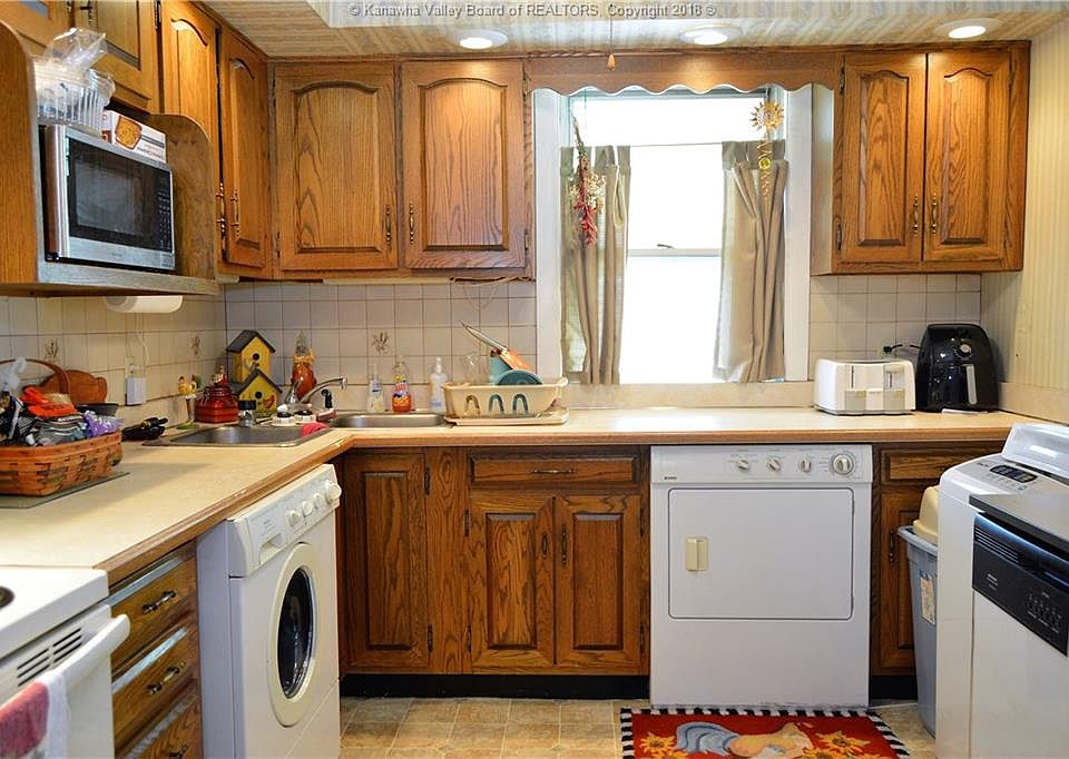1st image of 98 Kenna Dr #98