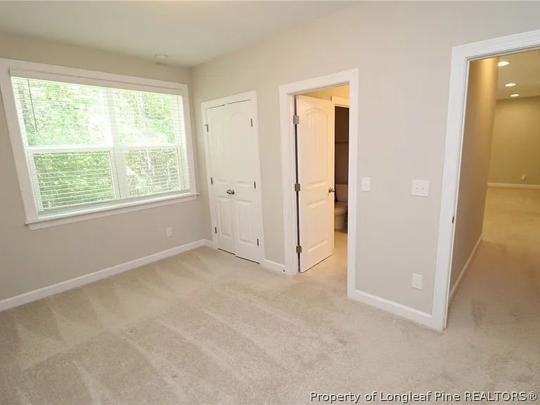 240 Mystwood Hollow Cir — Photo 45