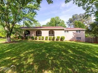1692 Scufflegrit Rd, Marietta, GA 30062
