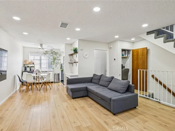 26127 Frampton Ave APT E, Harbor City, CA 90710