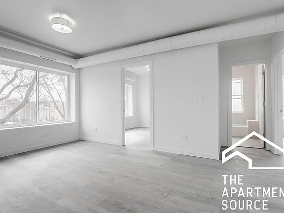 4th image of 6100 N Paulina St #2R
