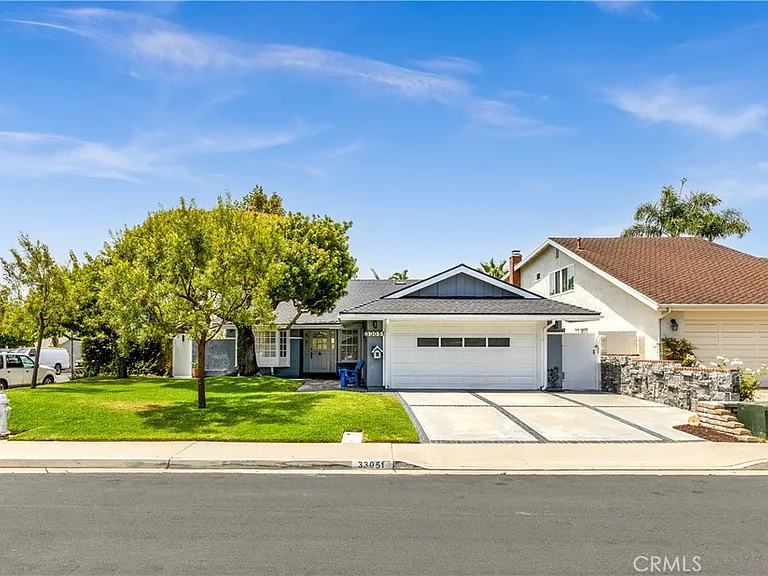 33051 Christina Dr — Photo 2