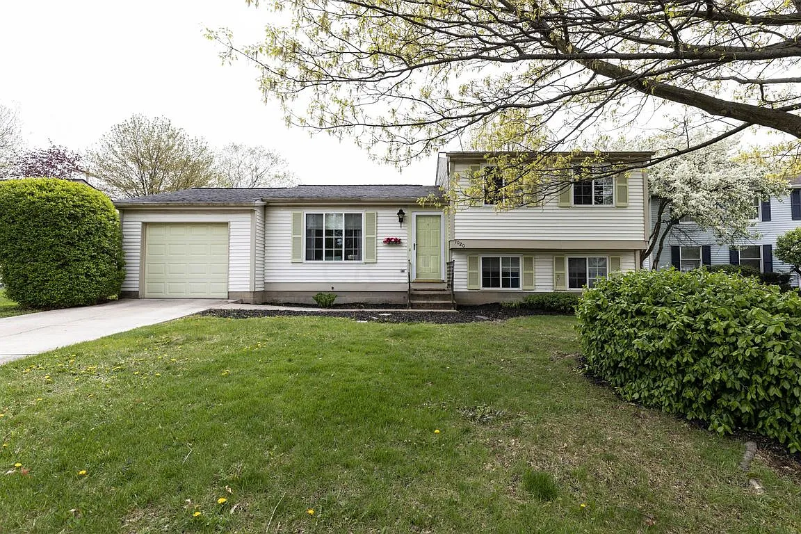 1020 Harbridge Ct photo 1