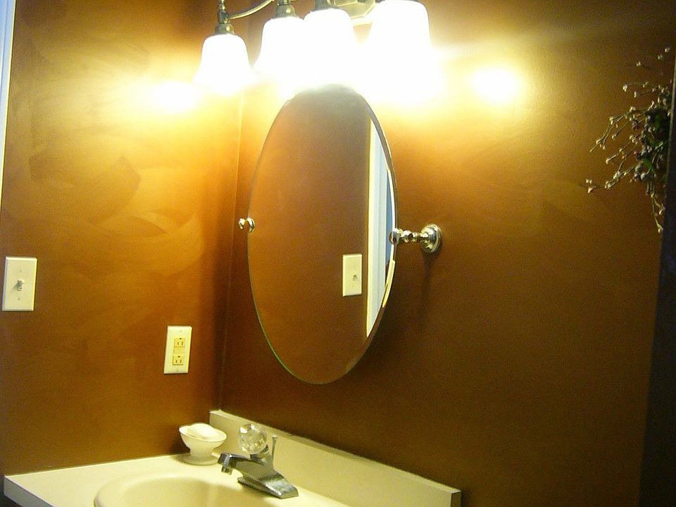 main floor full bath 