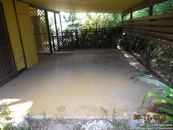 3rd image of 4338 Silver Lake Dr