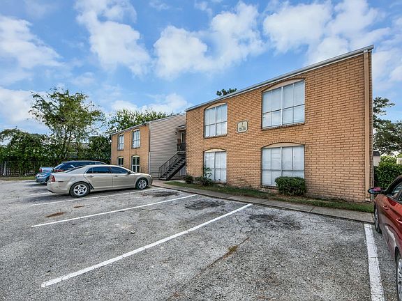 4th image of 6200 W Tidwell Rd APT 703