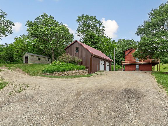 4th image of 13275 Dahle Ave