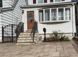 90-17 207th Street, Queens Village, NY 11428