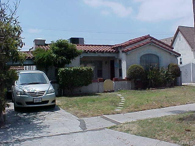 1st image of 1818 W 85th St