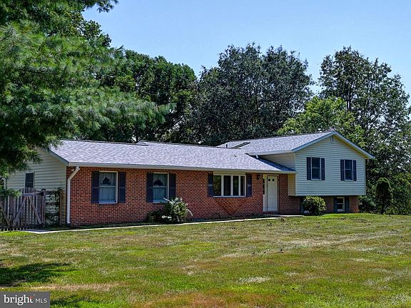 3rd image of 3502 Juneberry Ct