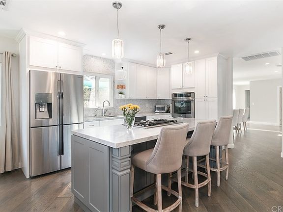 5th image of 15123 La Maida St