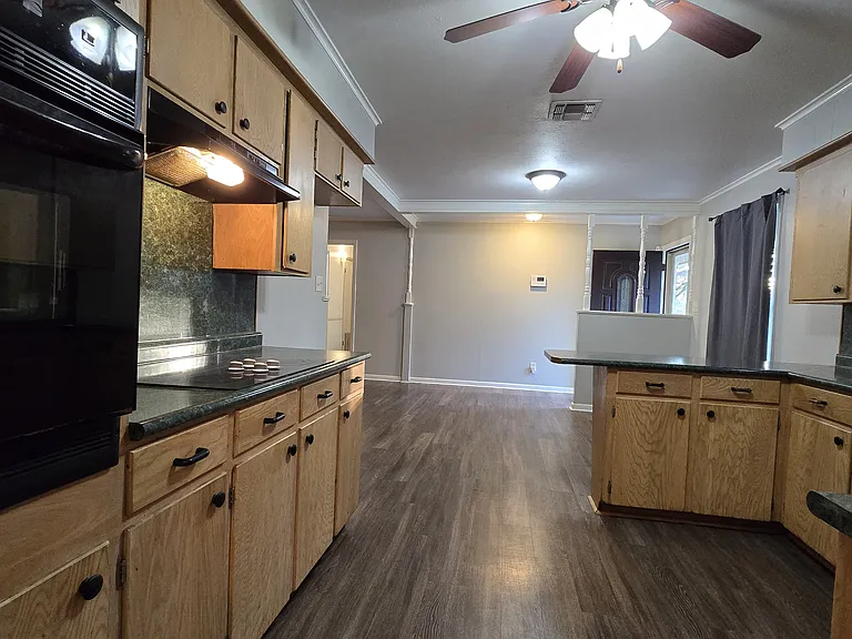 1514 State Highway 155 N — Photo 39