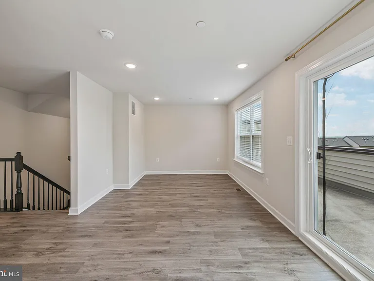 7202 Mountaineer Dr — Photo 10