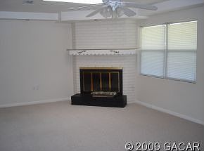 3rd image of 601 NE 10th St