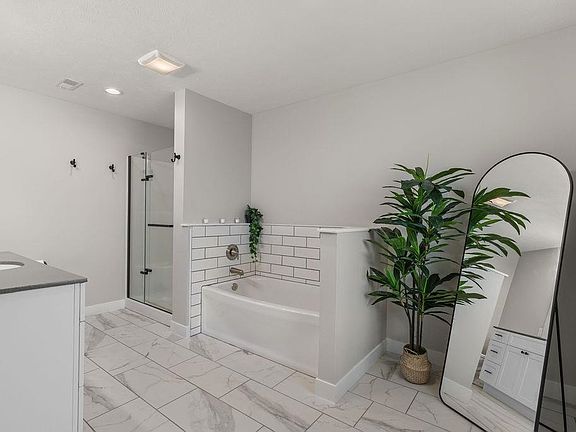2nd image of 439 3rd St S