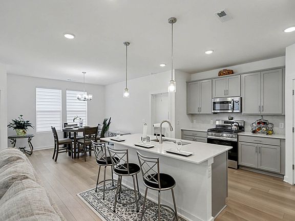 2nd image of 5193 Cothron Dr