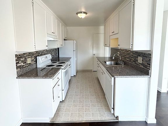 2nd image of 330 Adams St #204
