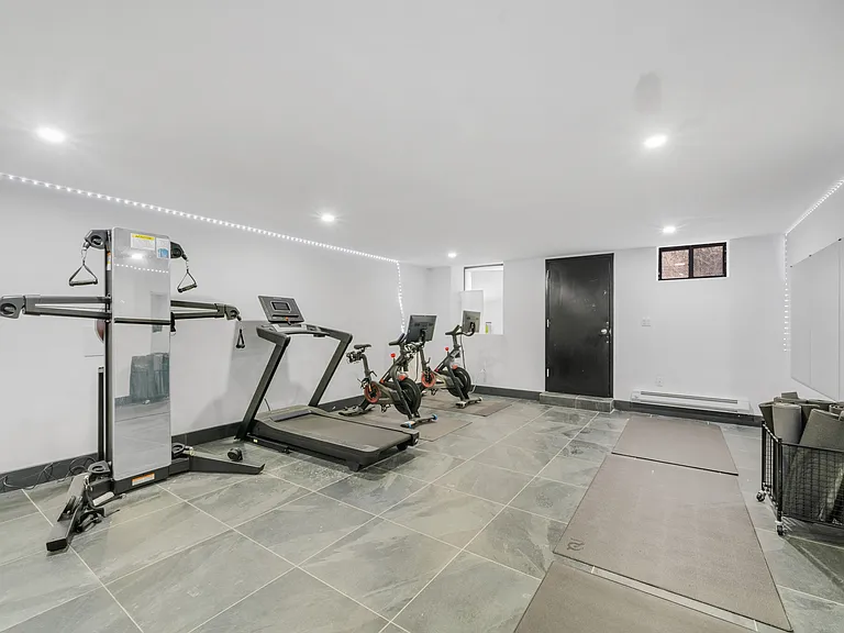 2486 Hughes Ave #6 — Photo 5