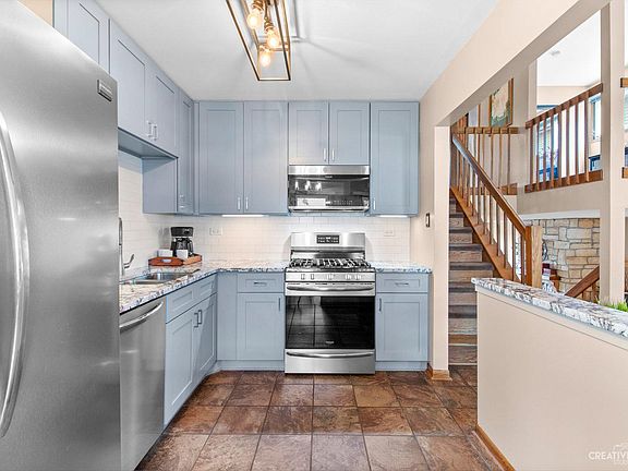 5th image of 397 Pepperwood Ln