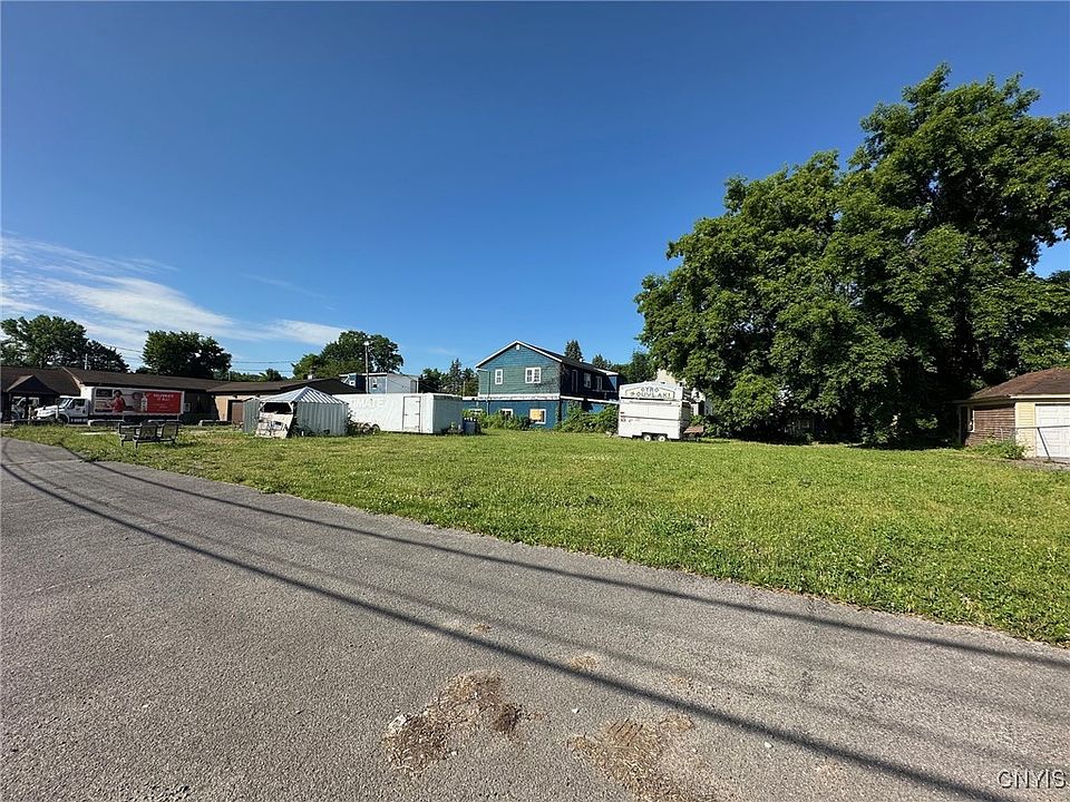 2nd image of 322 S Caroline St #50