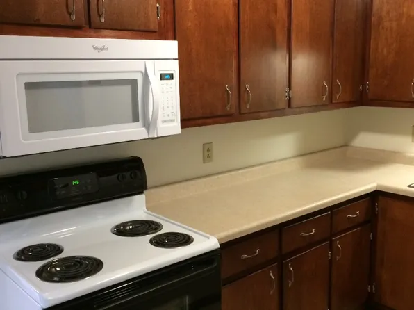 1407 Ligonier St, Latrobe, PA 15650