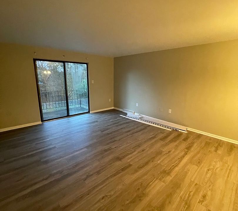 1st image of 134-140 S Grandview Ave #138