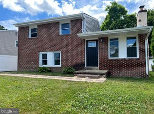 49 Broadway Ave, Upper Chichester, PA 19014