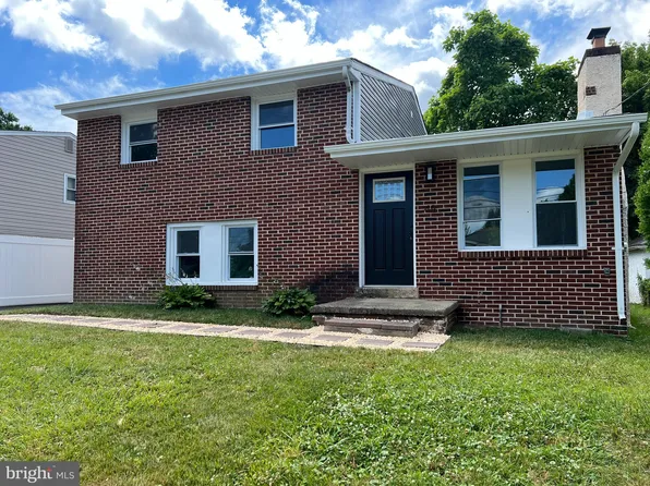 49 Broadway Ave, Upper Chichester, PA 19014