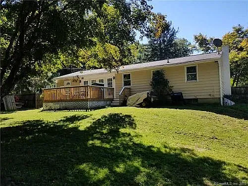 3 bed, 1.5 bath, 1296 sqft, $3,800 — Photo 2
