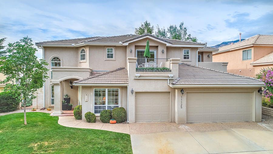 1st image of 11125 Desert Classic Ln NE