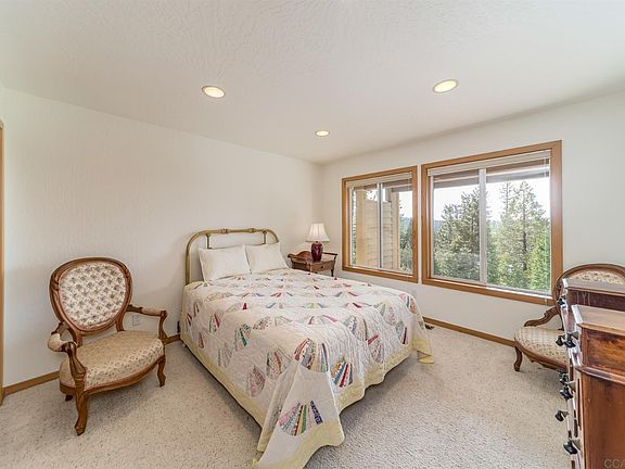 5th image of 794 Grizzly Way #25