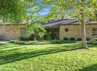 225 W 53rd Ter, Kansas City, MO 64112