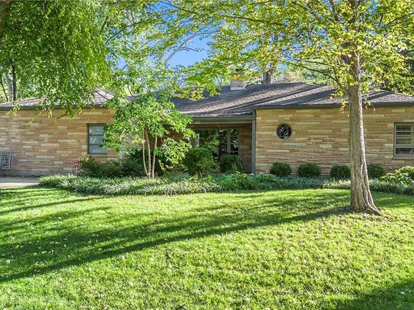 225 W 53rd Ter, Kansas City, MO 64112