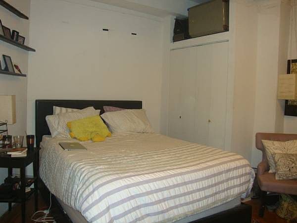2nd image of 515 Cathedral Pkwy #1LS