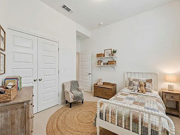 3rd image of 2466 San Marcos Dr