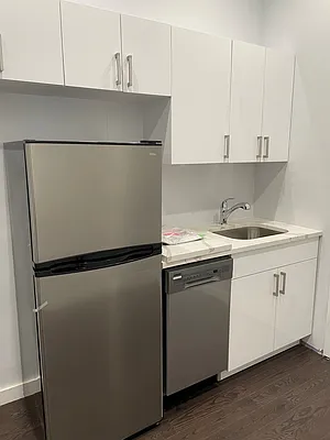 Rented by Lalezarian Properties | media 8