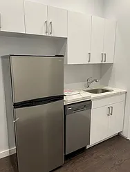 Rented by Lalezarian Properties